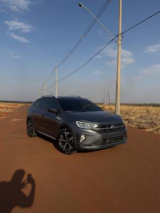 VOLKSWAGEN NIVUS 1.0 200 TSI TOTAL FLEX HIGHLINE AUTOMÁTICO